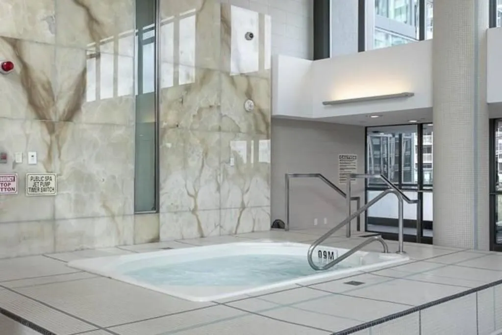 Apartment Luxury Suite With Private Terrace Downtown Toronto