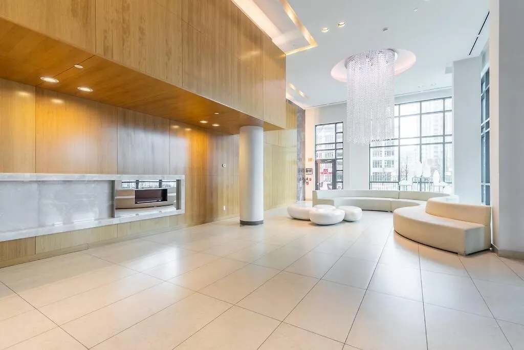 Luxury Suite With Private Terrace Downtown Toronto Apartment