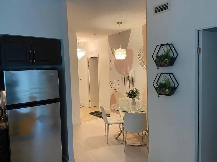 Luxury Suite With Private Terrace Downtown Toronto