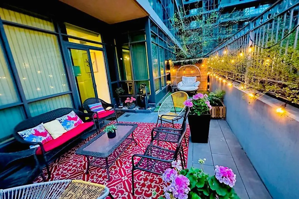 Apartment Luxury Suite With Private Terrace Downtown Toronto Canada