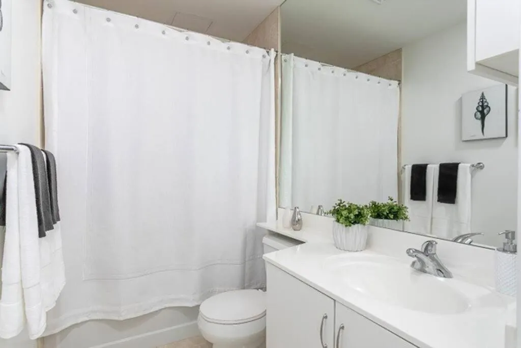 Luxury Suite With Private Terrace Downtown Toronto Canada