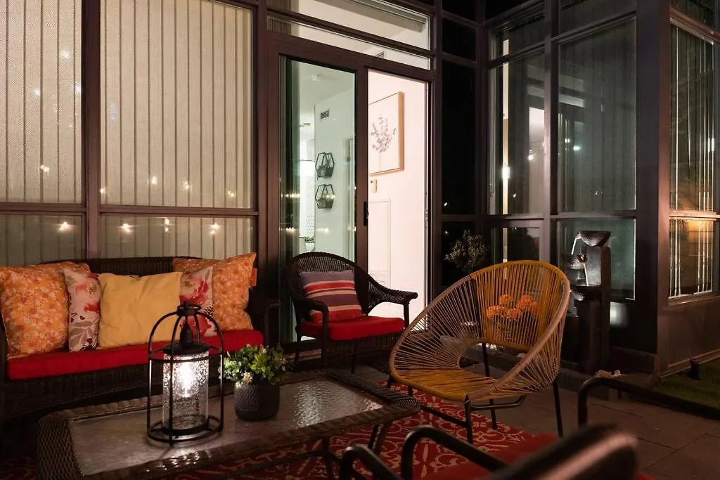 Luxury Suite With Private Terrace Downtown Toronto