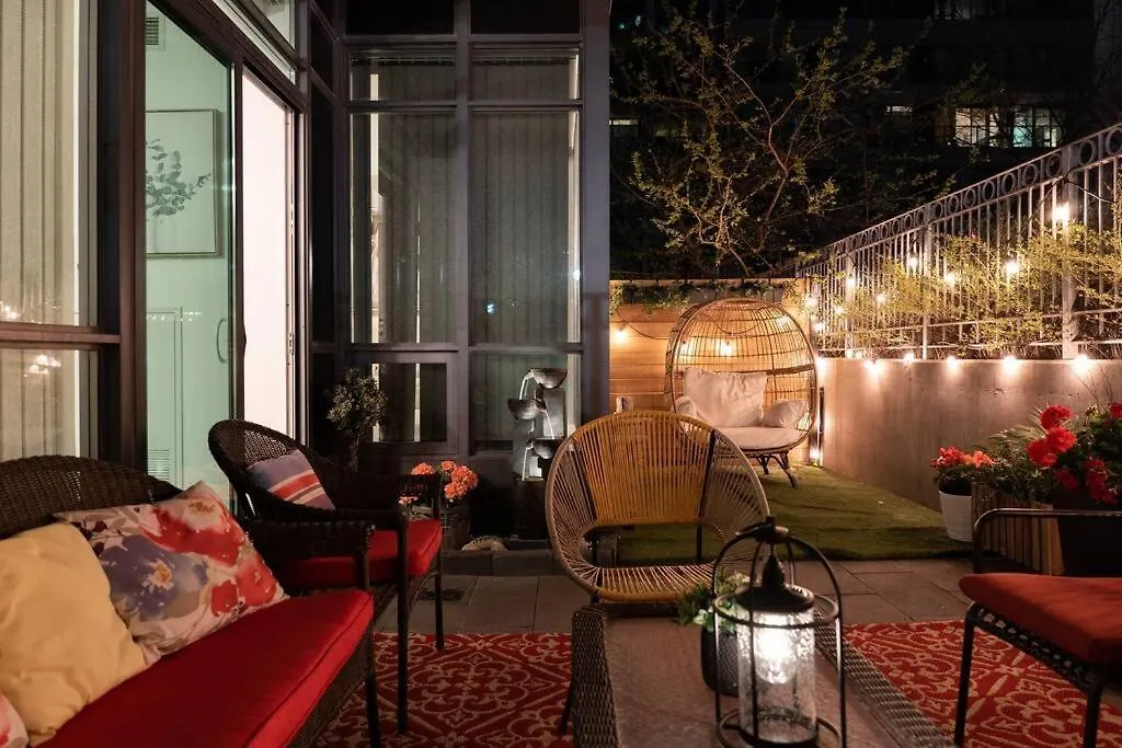 Luxury Suite With Private Terrace Downtown Toronto Canada